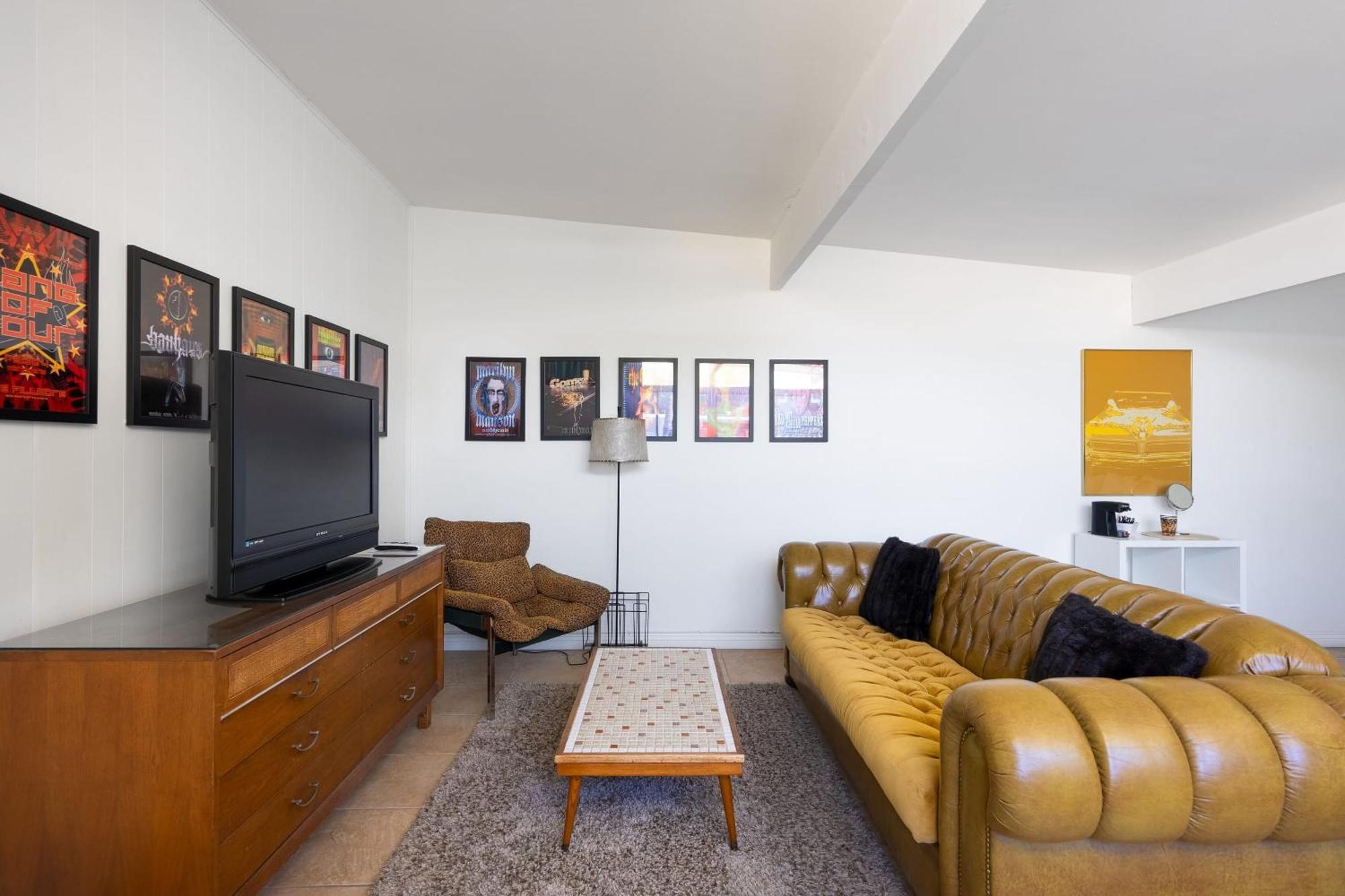 Monkey Tree Hotel By Avantstay Stylish Hotel In Palm Springs W Pool エクステリア 写真